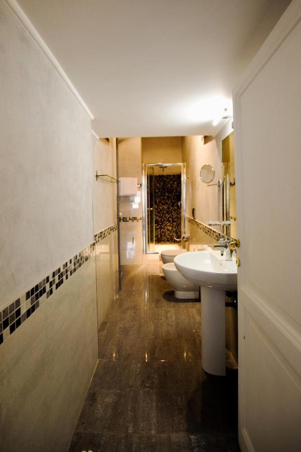 Navona Secret Stay Guest House ローマ エクステリア 写真