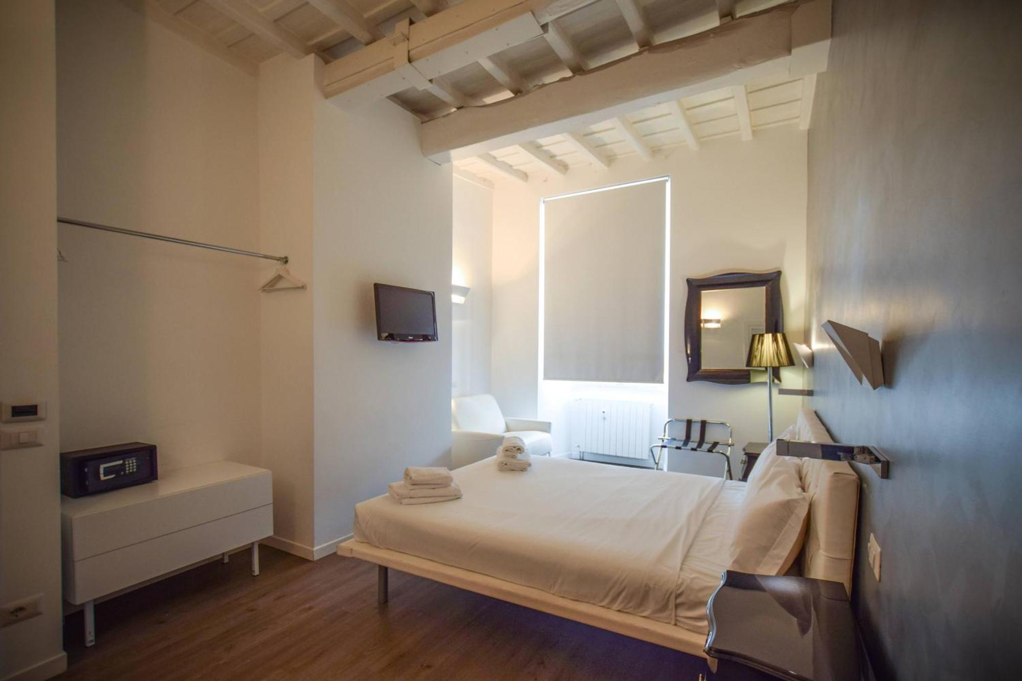 Navona Secret Stay Guest House ローマ エクステリア 写真